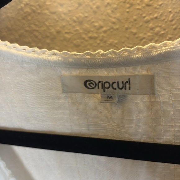 Rip Curl Ivory with Pink and Blue Floral Embroidery Tie Top/ Size medium - Picture 2 of 9